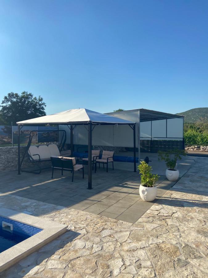 Vacation House Radosic Radosic  外观 照片