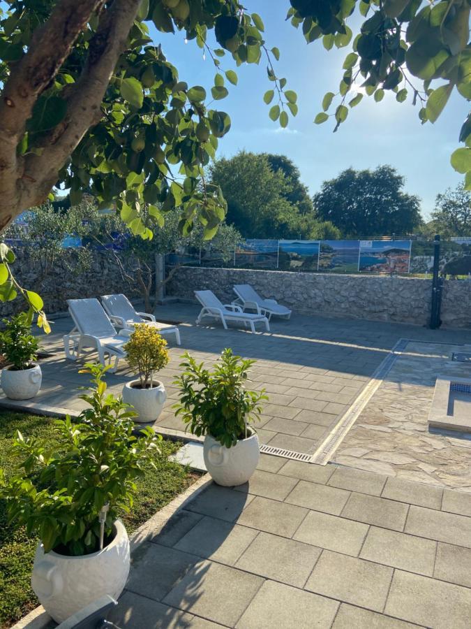Vacation House Radosic Radosic  外观 照片