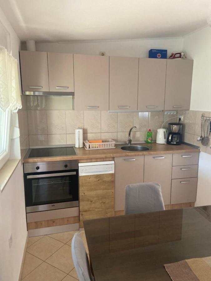 Vacation House Radosic Radosic  外观 照片